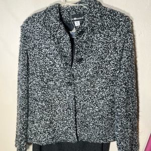 Sag Harbor Skirt and Blazer  Top is Sz 12 skirt is 14  All Wool Skirt Vintage